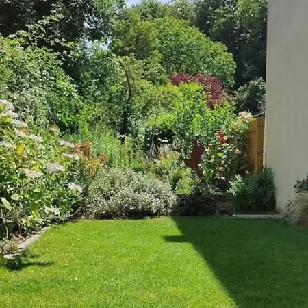 Val 4 Maison Spacieuse Terrasse & Jardin Сasa de vacaciones *